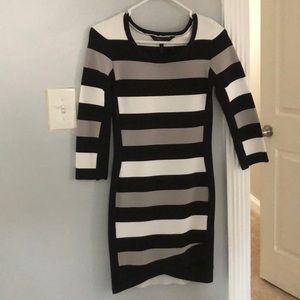 BCBG MAXAZRIA black and white dress size M